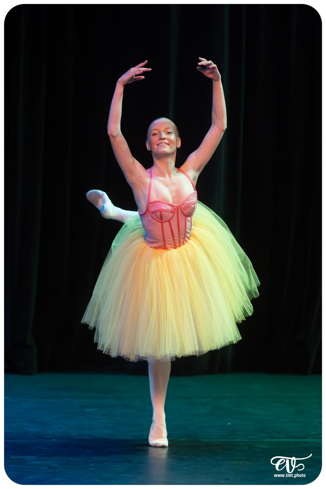 ECOLE DE DANSE CÉCILE ADAMOW